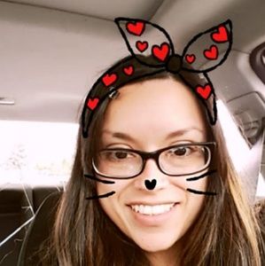 Meet your Posher, Crystal